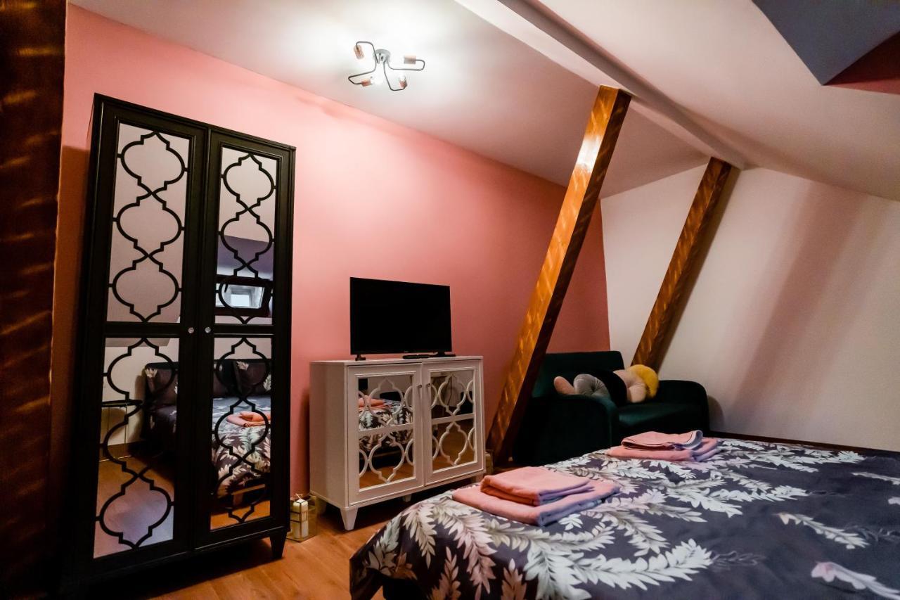 Galeria Grafit Apartments Sibiu Ngoại thất bức ảnh