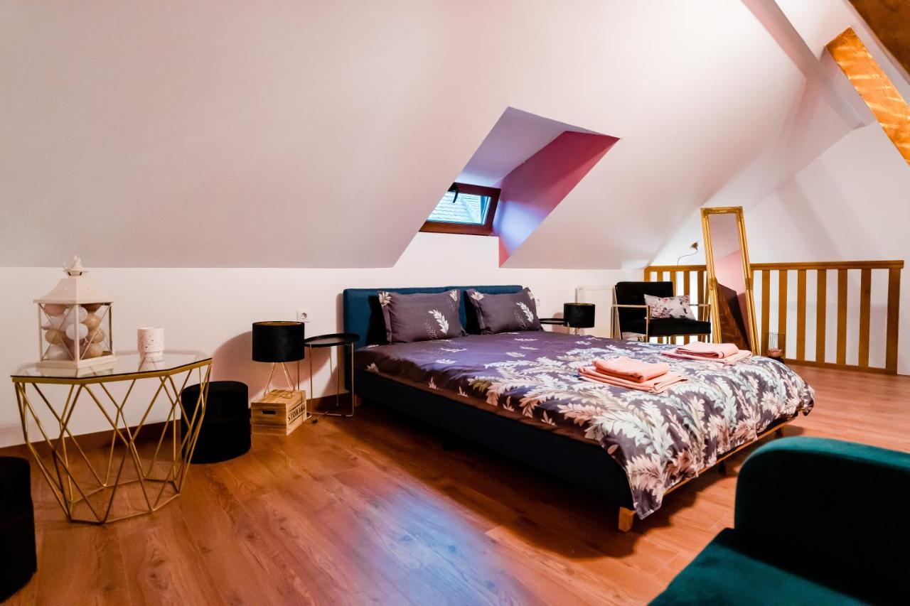 Galeria Grafit Apartments Sibiu Ngoại thất bức ảnh